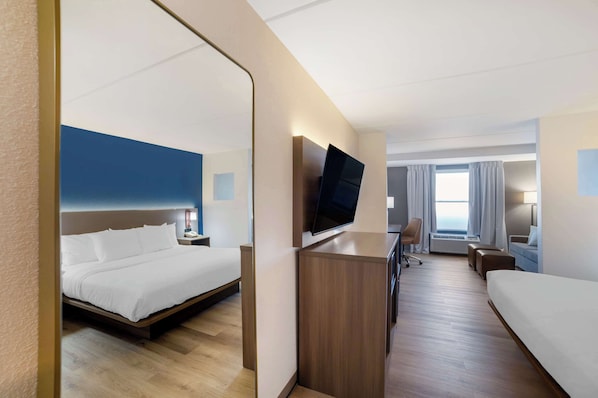 Suite, 1 King Bed, Non Smoking | Desk, blackout drapes, iron/ironing board, free cribs/infant beds