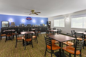 Free daily continental breakfast