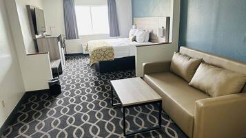 Studiosuite, 1 King-Bett, Nichtraucher | Schreibtisch, laptopgeeigneter Arbeitsplatz, Bügeleisen/Bügelbrett