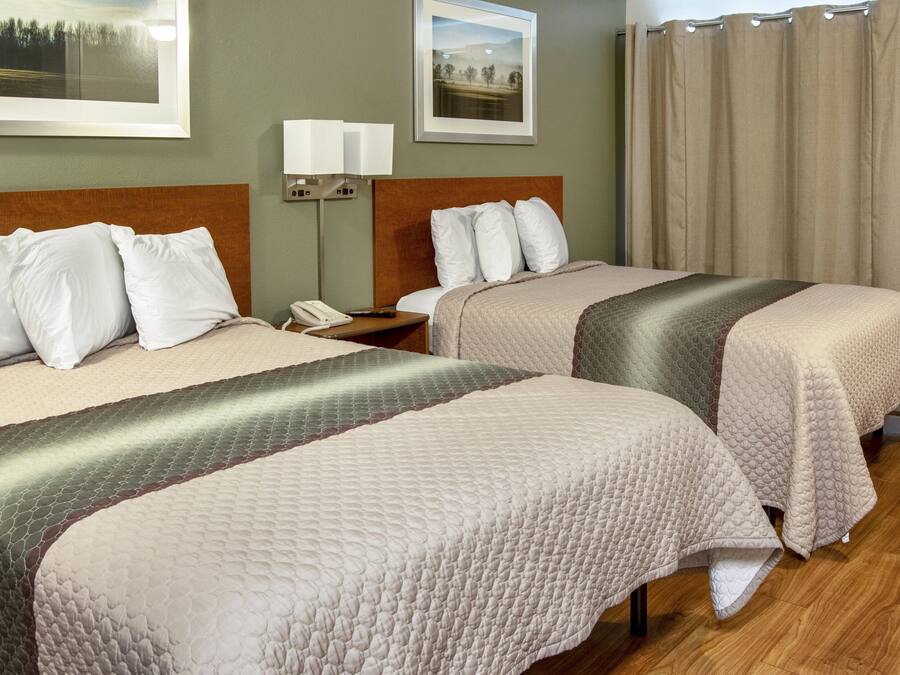 Blackout curtains, free WiFi, bed sheets