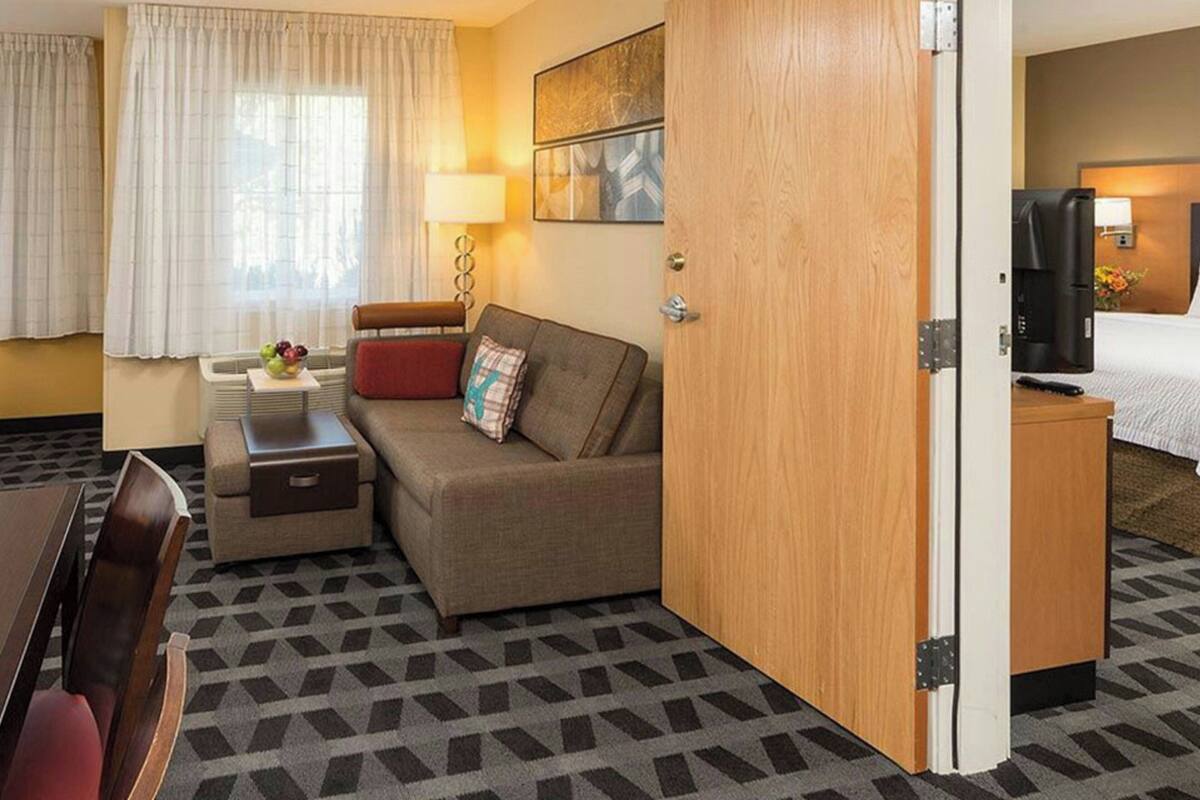 Suite, 2 chambres | Coin séjour