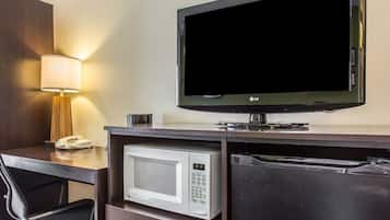 In-room safe, desk, iron/ironing board, free WiFi
