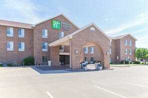Exterior - Holiday Inn Express & Suites Sioux Falls At Empire Mall by IHG (Sioux Falls)