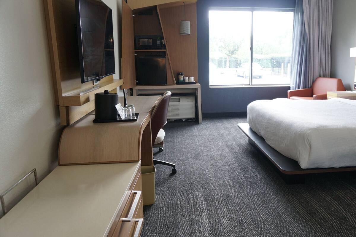 1 chambre, literie de qualité supérieure, bureau