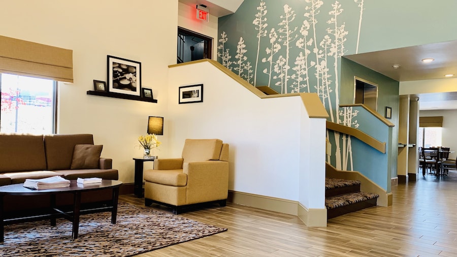 Sleep Inn & Suites