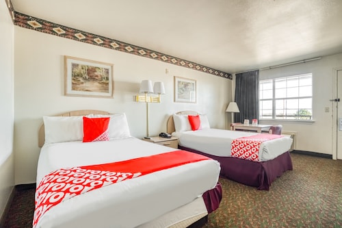 OYO Hotel Wichita Falls I-44 Sheppard Airforce