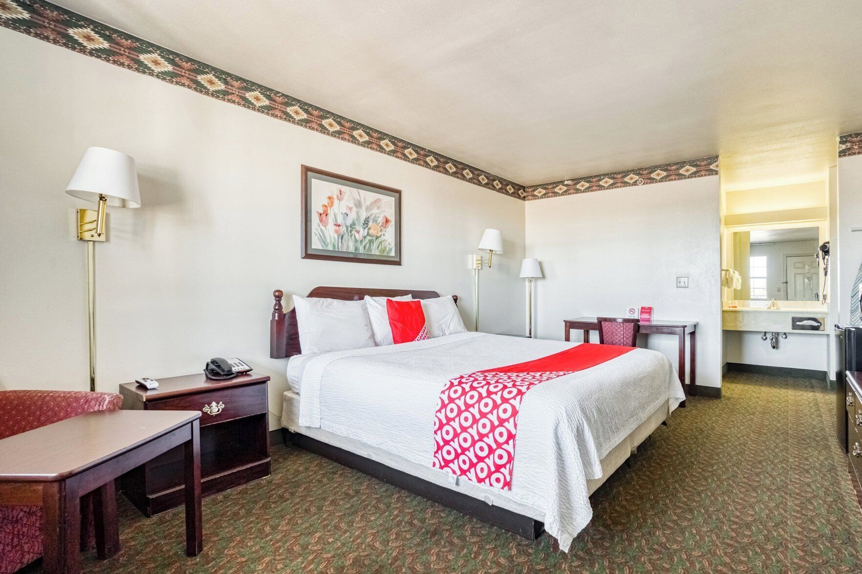 Desk, iron/ironing board, free WiFi, bed sheets