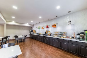Free daily continental breakfast