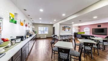 Sudah termasuk sarapan ala kontinental setiap hari