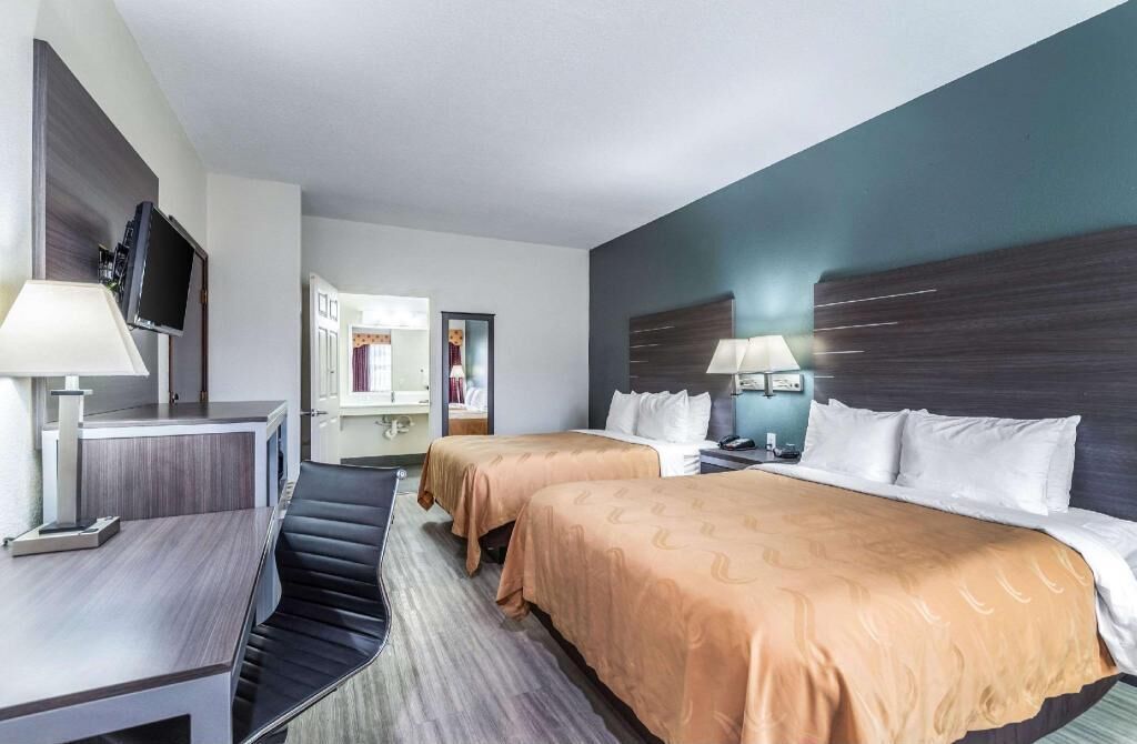 Desk, iron/ironing board, free cots/infant beds, free WiFi