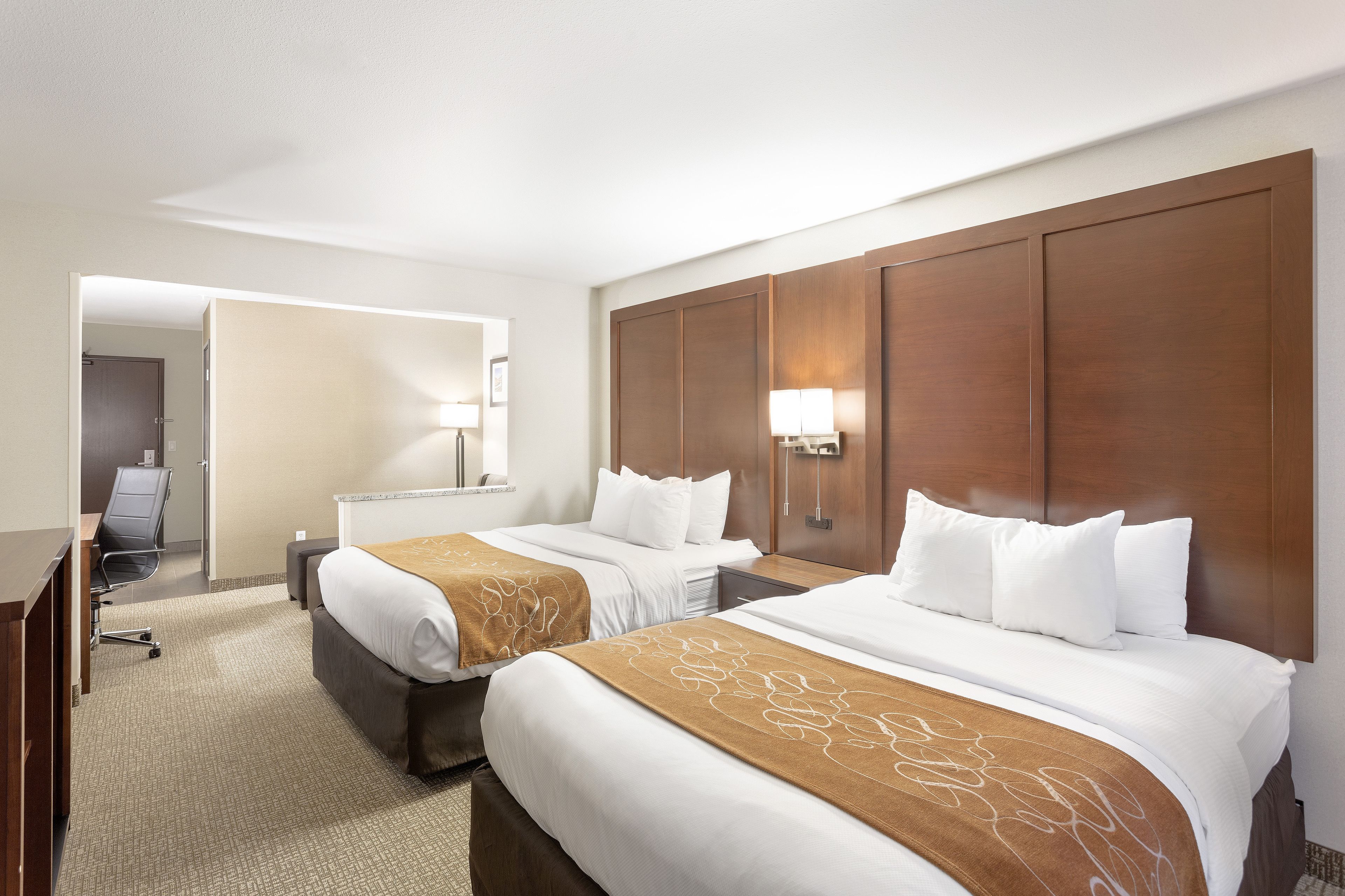 suite, 2 queen beds, non smoking | premium bedding, pillow-top beds, individually decorated