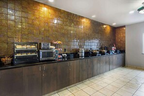 Free daily full breakfast 