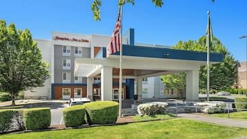 Fachada de la propiedad