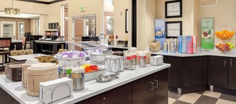 Hampton Inn & Suites Seattle-North/Lynnwood