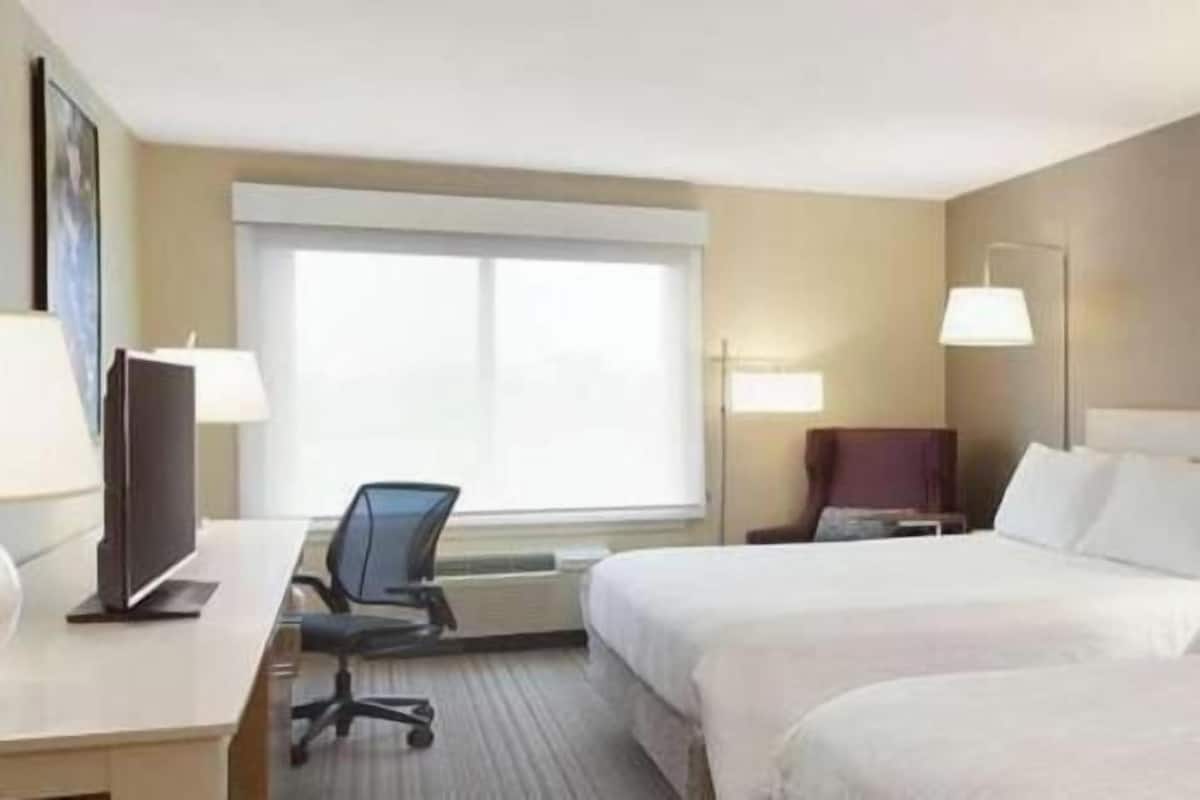 Hypo-allergenic bedding, in-room safe, individually decorated