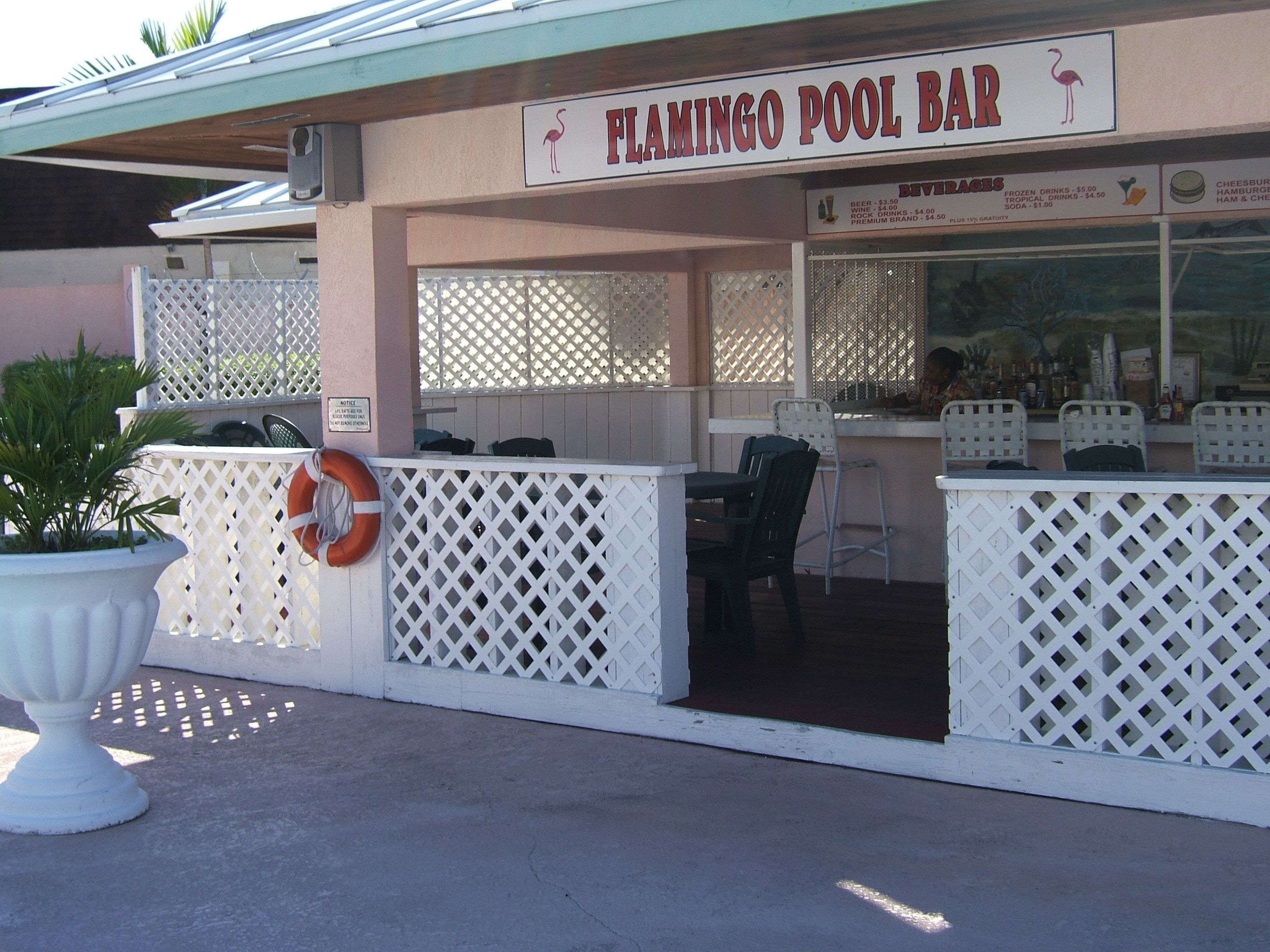 poolside bar