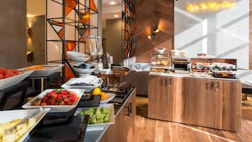 Daily cooked-to-order breakfast for a fee