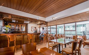 Bar (en la propiedad)