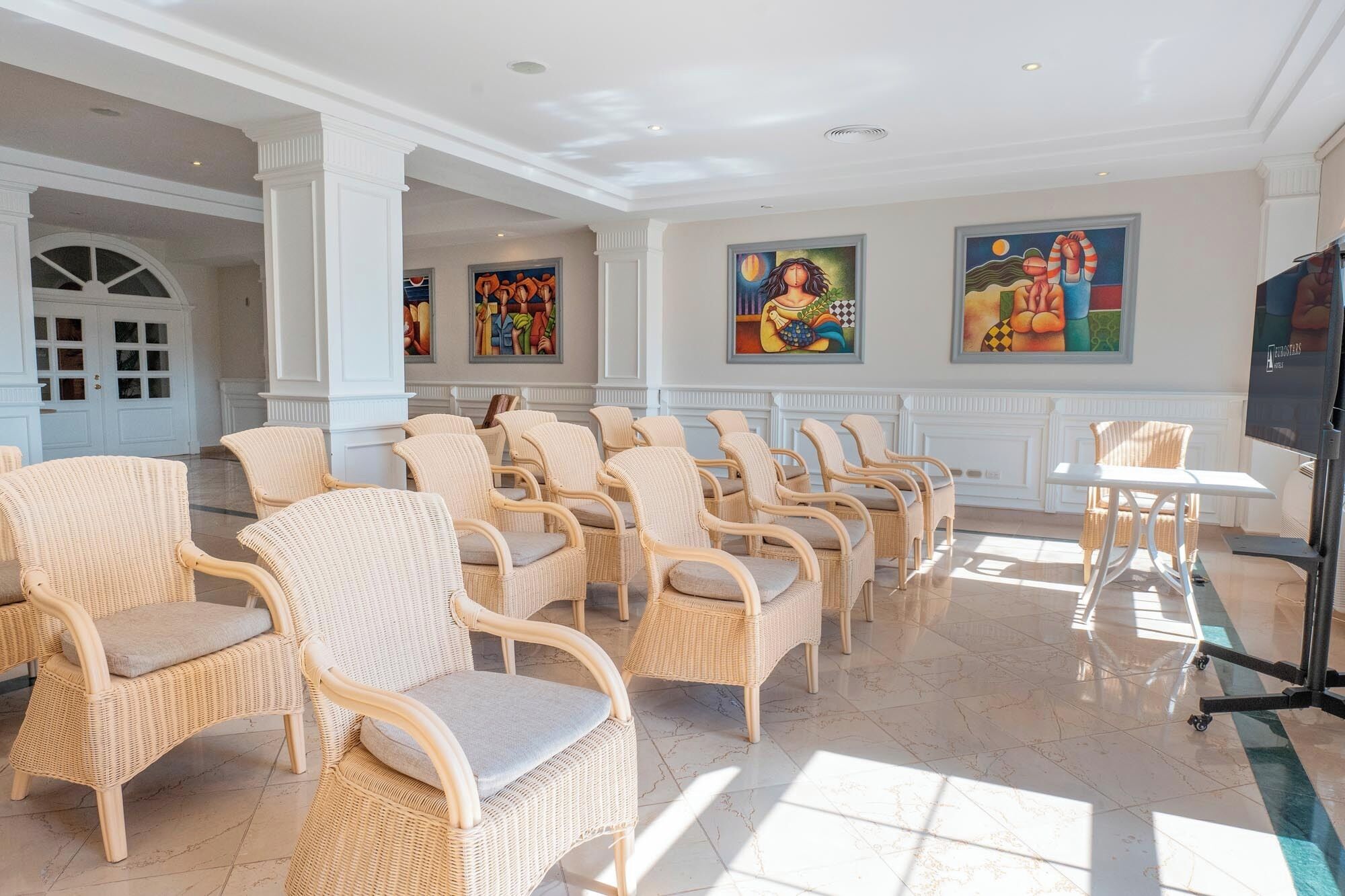 Meeting facility
