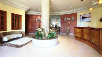 Tratamientos corporales y masajes de tejido profundo