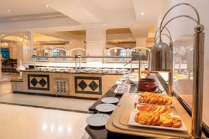 Desayuno estilo bufé