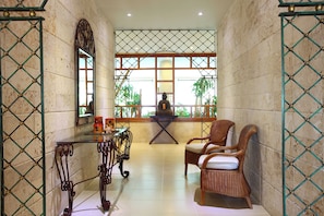 Body treatments, deep-tissue massages, sports massages, body wraps