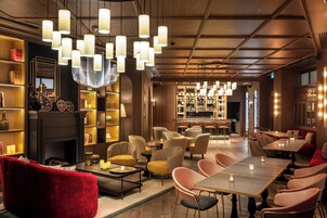 Bar (en la propiedad)