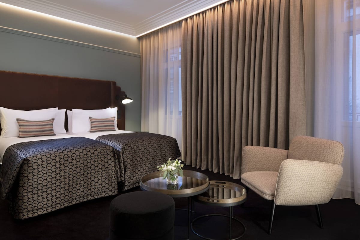 Minibar, in-room safe, individually decorated, desk