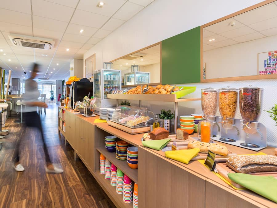 Daily buffet breakfast (EUR 14 per person)