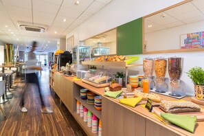 Daily buffet breakfast (EUR 14 per person)