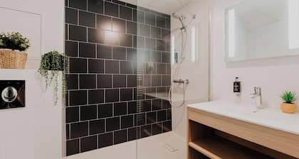 Matabi Hotel Toulouse Gare by HappyCulture