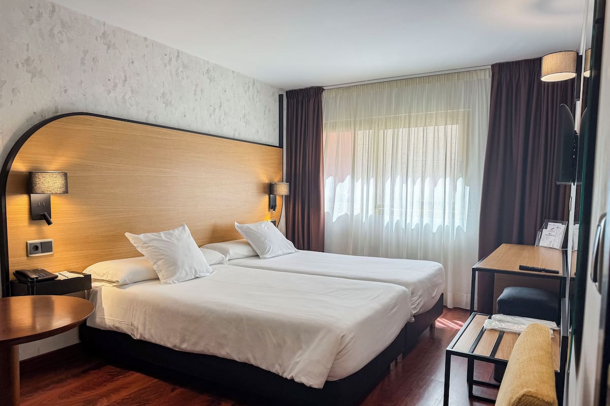Minibar, in-room safe, desk, soundproofing