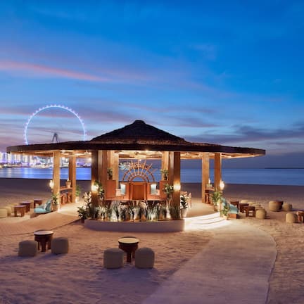 8 restaurants, breakfast, lunch, dinner served; international cuisine