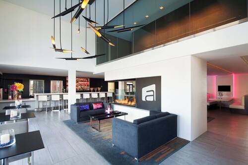 Bar lounge