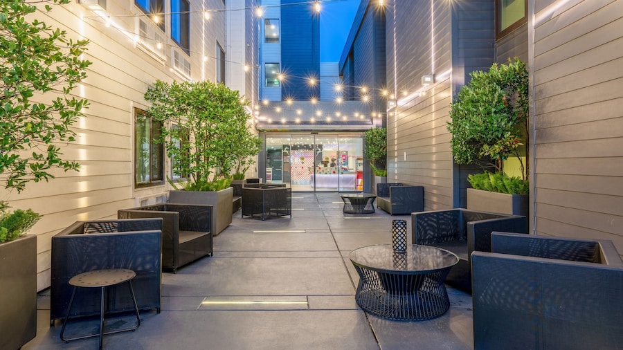 Aloft Sunnyvale