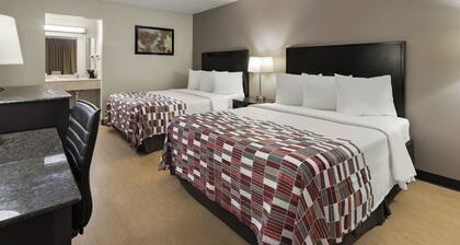 Red Roof Inn & Suites Cave City
