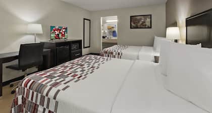 Red Roof Inn & Suites Cave City