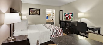 Red Roof Inn & Suites Cave City