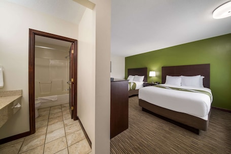 Standard Room, 2 Queen Beds, Non Smoking | 1 bedroom, premium bedding, pillowtop beds, desk. Quality Inn Great Barrington
