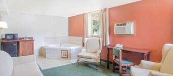 Days Inn by Wyndham Custer