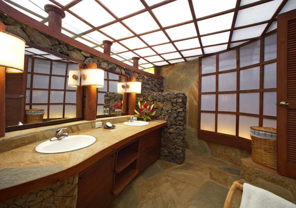 Coconuts Beach Club Resort & Spa by null
