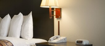 Days Inn by Wyndham Alma