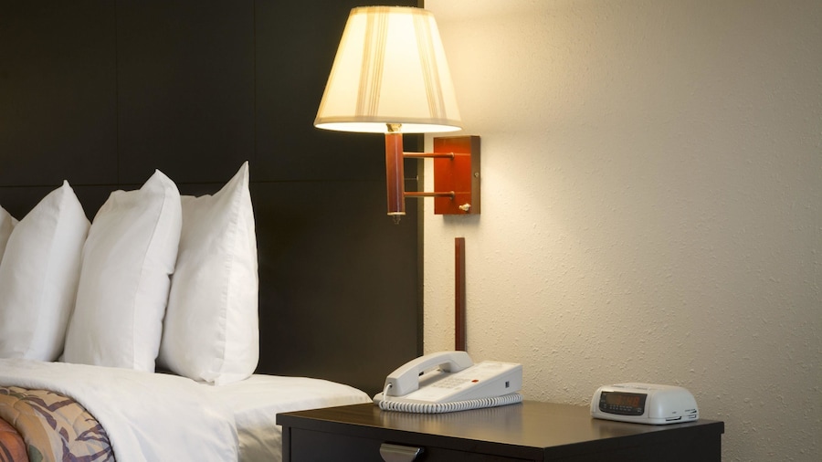 Days Inn by Wyndham Alma