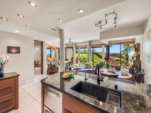 Room | Property amenity - Mauna Lani Point (Kamuela)