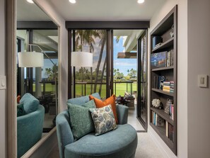 Condo (2 Bedrooms) | Ropa de cama hipoalergénica y decoración personalizada 