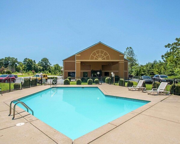 Seasonal outdoor pool