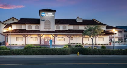Best Western Corona Hotel & Suites