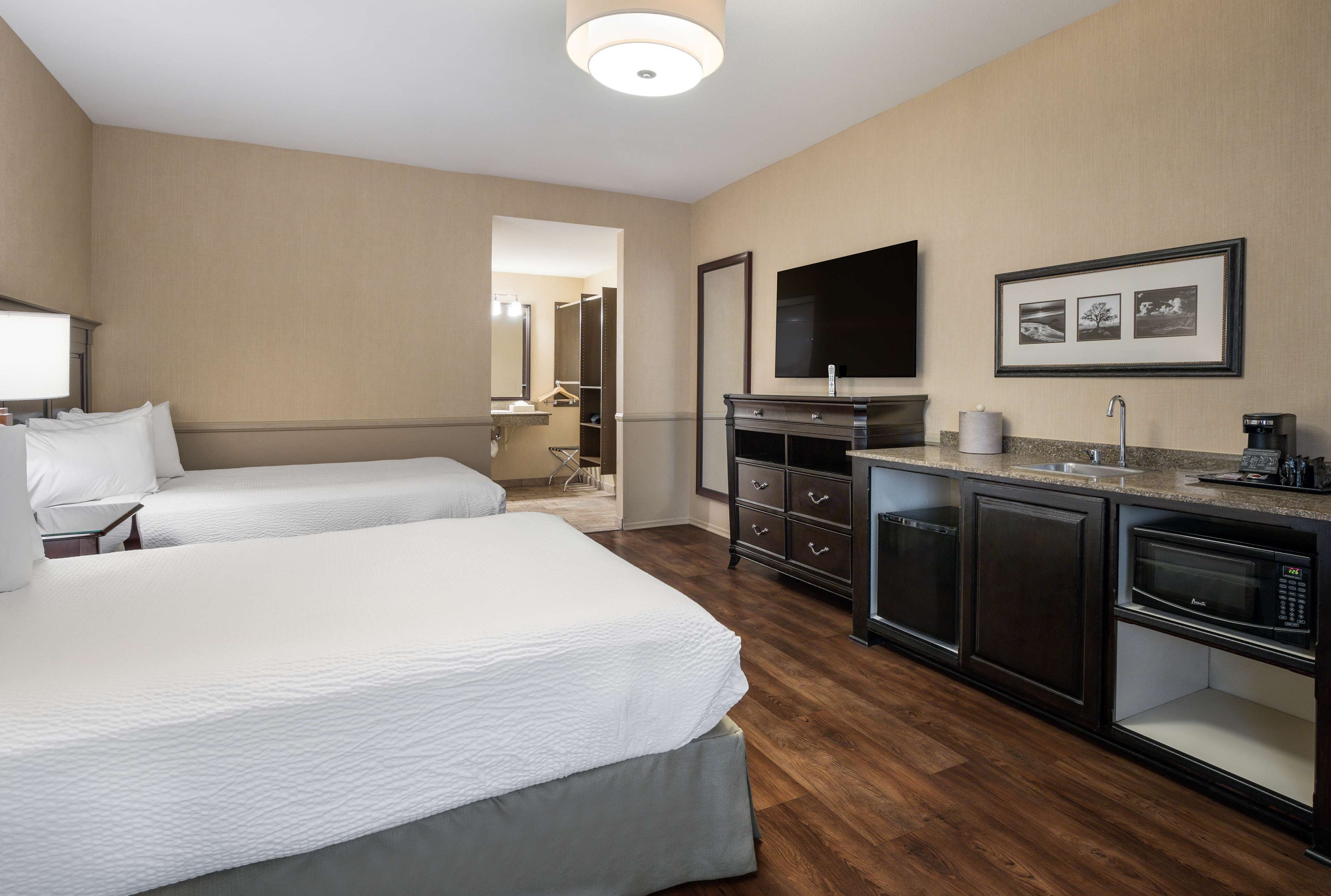 standard room, 2 double beds, accessible, refrigerator & microwave | desk, iron/ironing board, free wired internet, bed sheets