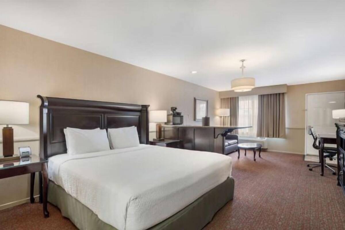 Desk, iron/ironing board, free wired Internet, bed sheets