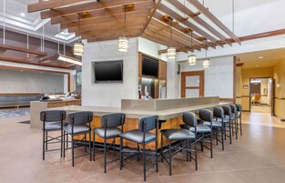 Free daily on-the-go breakfast